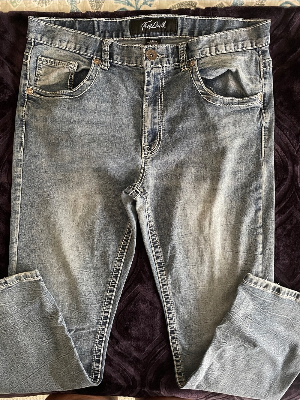 True Luck Men's Slim Straight Jeans in Light Blue Wash